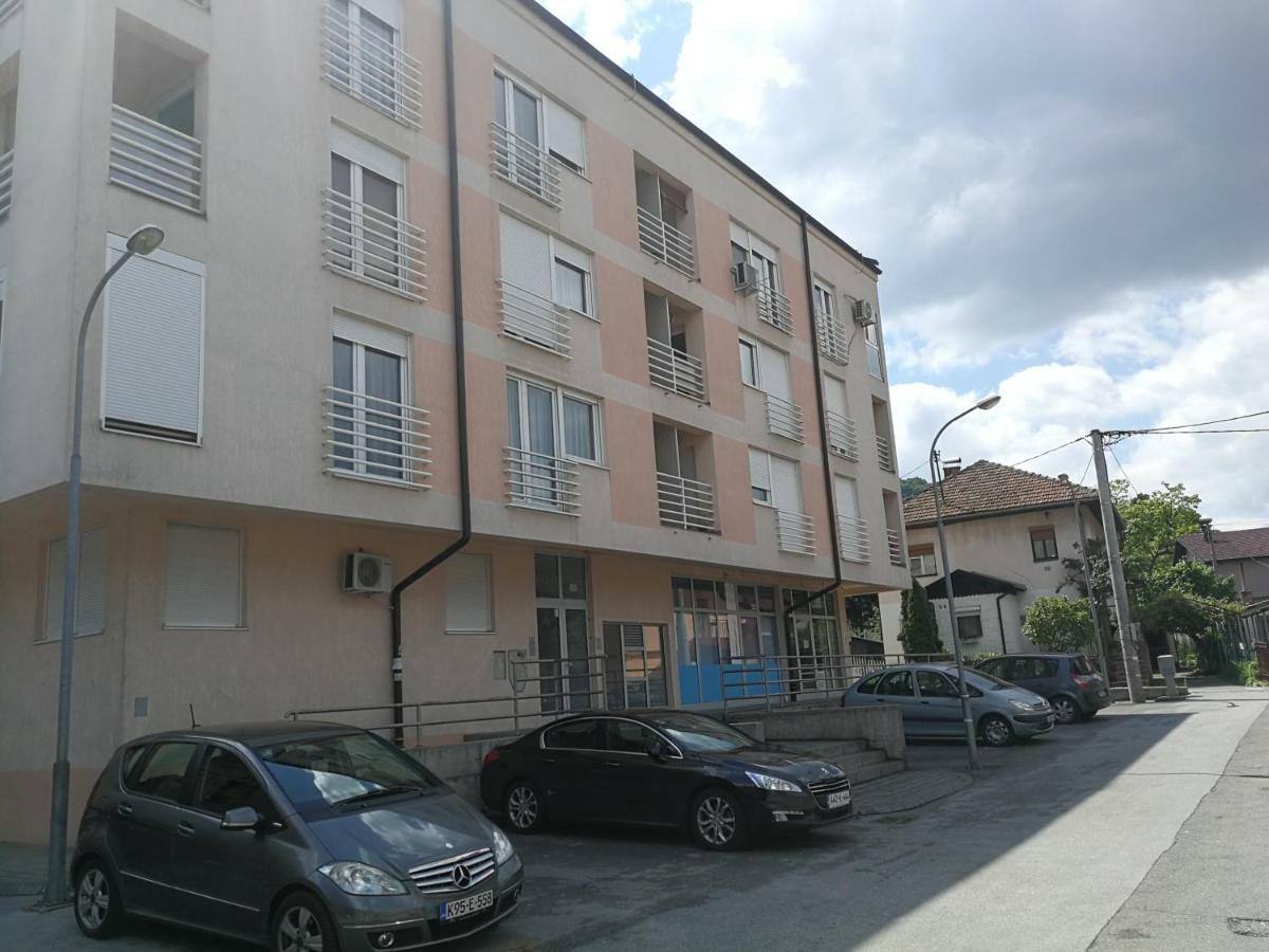 Apartamento Good Host Banja Luka Exterior foto